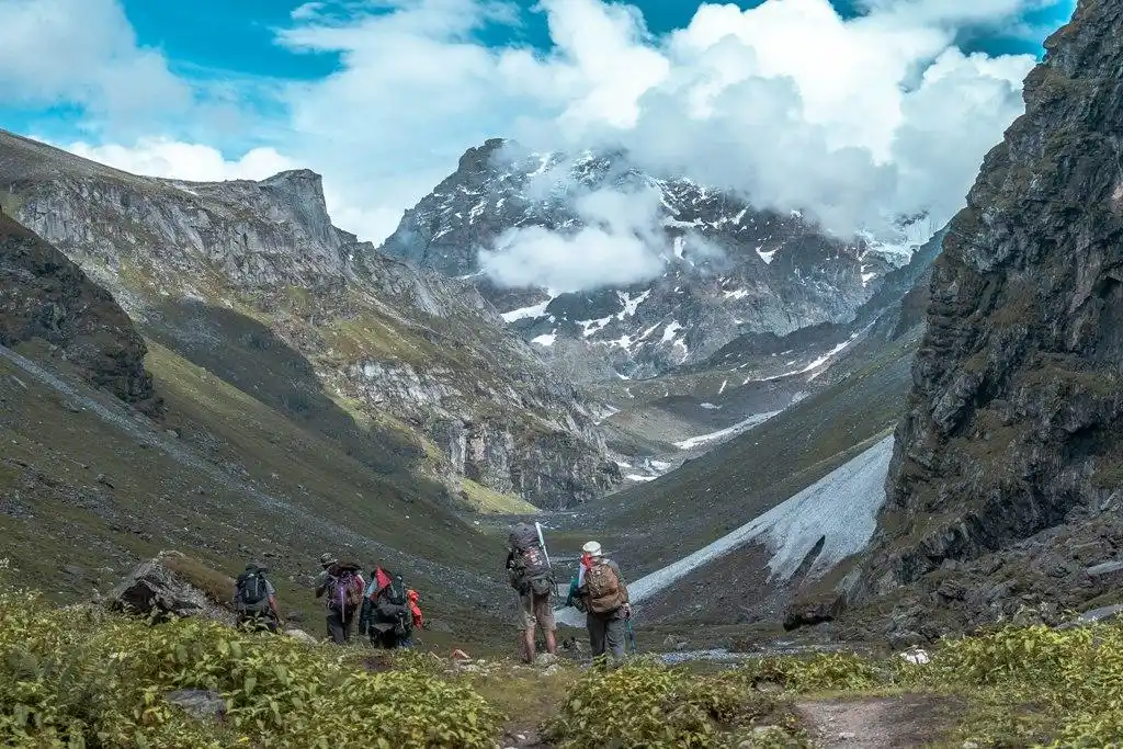 trekker at himachal trek